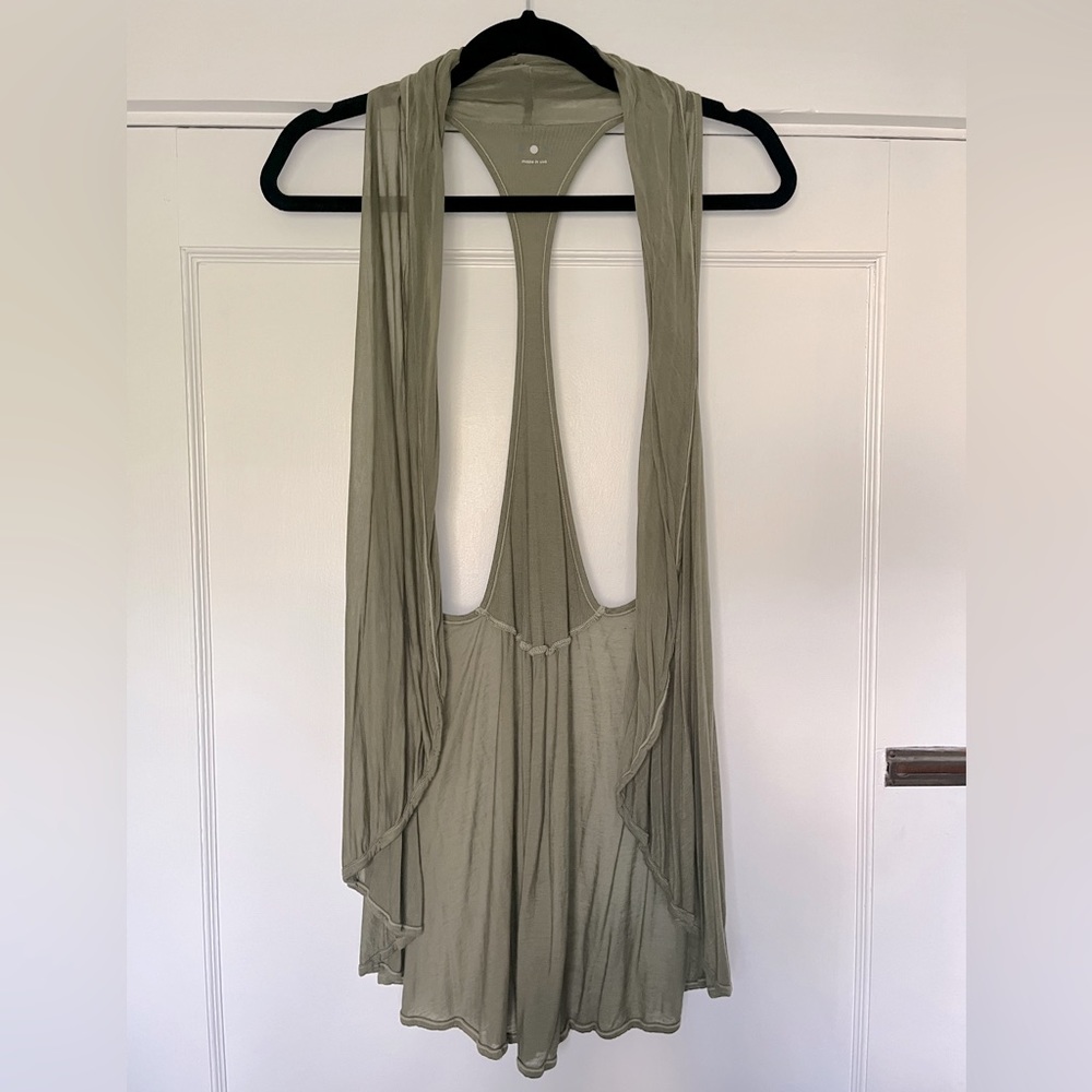 Olive green sleeveless Three Dots vest. Size small.